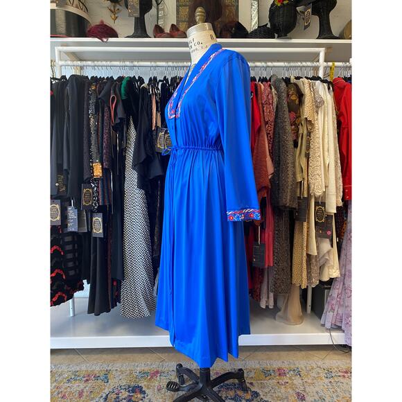 vintage 1970s blue nylon embroidered robe, midi length, 70s loungewear, jcpenney - Picture 6 of 9